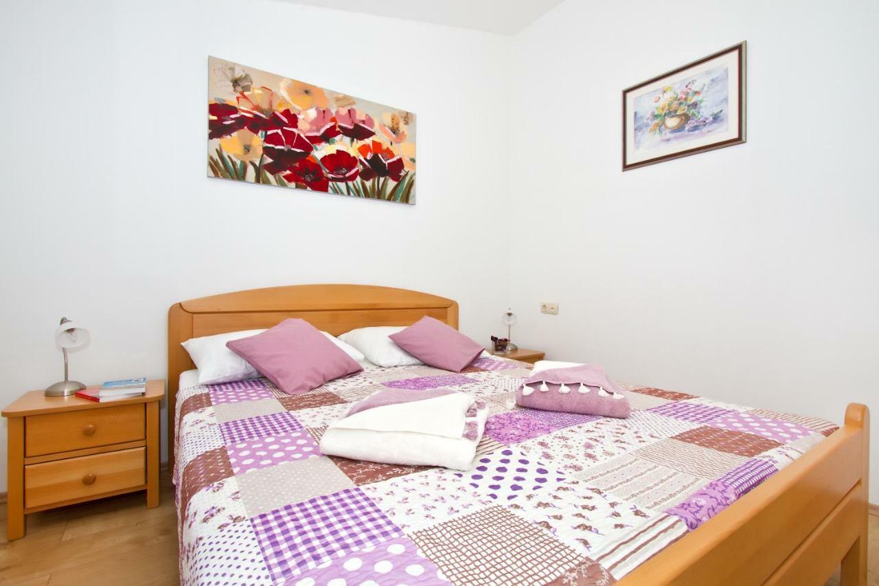 Villa Omis Michy - Family House For Big And Small Groups المظهر الخارجي الصورة